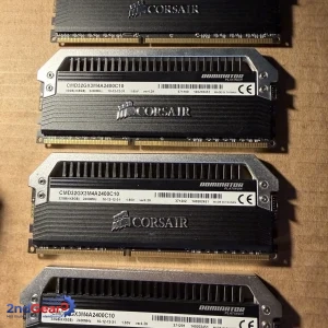 Corsair Dominator Platinum Memory Sticks 32GB, 4x8GB, 2400 MHz